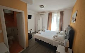 Nirvana Rooms&Apartments
